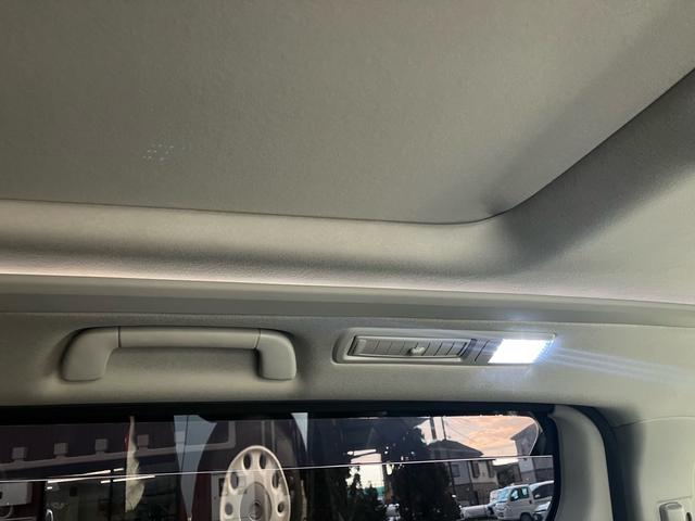 ヴェルファイア ２．４Ｚ　ゴールデンアイズ　両側電動スライドドア　バックカメラ　スマートキー　サンルーフ　後席モニター　後席エアコン　オートライト　Ｂｌｕｅｔｏｏｔｈ接続（25枚目）