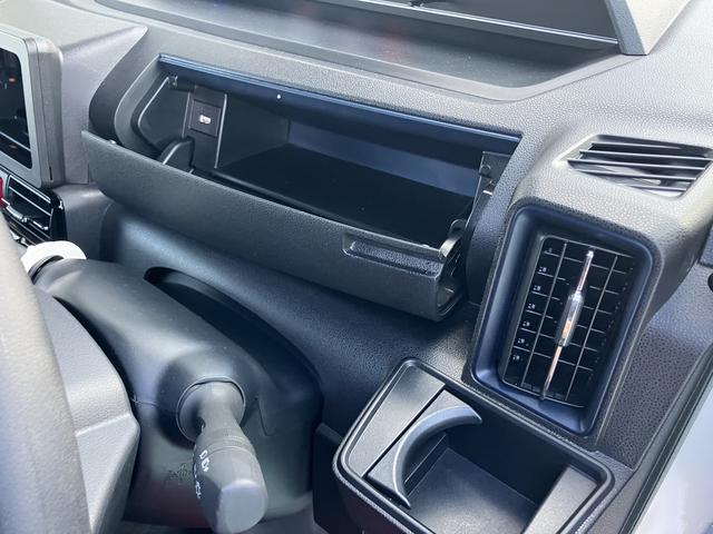 タント カスタムＸ（32枚目）