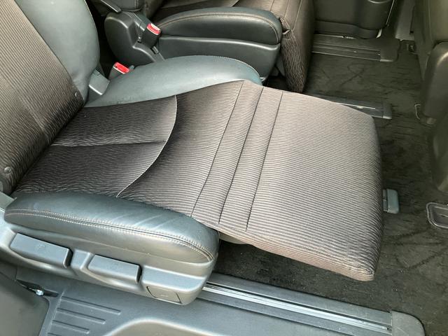 エルグランド 250ハイウェイスターS 両側パワースライドドア ドライブレコーダー スマートキー プッシュスタート ナビTV バックカメラ Bluetooth接続 3列シート クルーズコントロール ABS エアバッグ 盗難防止装置(9枚目)