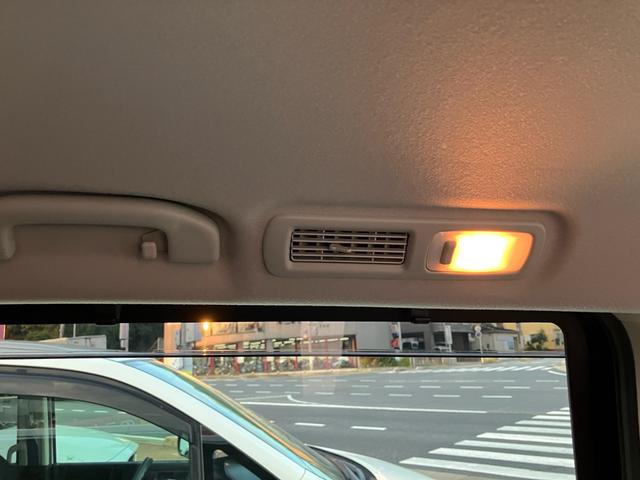 エルグランド 250ハイウェイスターS 両側パワースライドドア ドライブレコーダー スマートキー プッシュスタート ナビTV バックカメラ Bluetooth接続 3列シート クルーズコントロール ABS エアバッグ 盗難防止装置(11枚目)