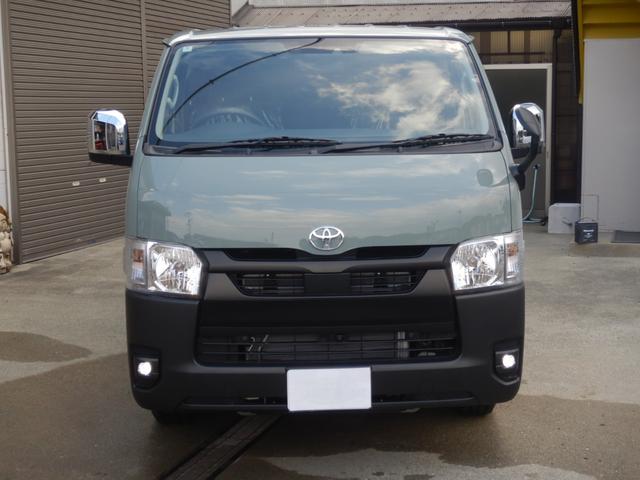 ハイエースバン スーパーGL アースカラーPk アーバンカーキ ワンオーナー 登録済未使用 禁煙車 両側パワースライドドア デジタルインナーミラー パノラミックビューモニター クリソナLEDフォグ AC100V電源 (レンタ登録)(2枚目)