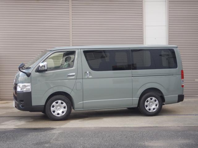 ハイエースバン スーパーGL アースカラーPk アーバンカーキ ワンオーナー 登録済未使用 禁煙車 両側パワースライドドア デジタルインナーミラー パノラミックビューモニター クリソナLEDフォグ AC100V電源 (レンタ登録)(6枚目)