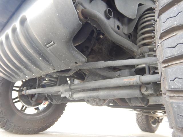 ジープ・ラングラーアンリミテッド サハラ BEstopサンライダー 社外LEDヘッドライト・テール 社外フロントバンパー リフトキット 20インチアルミ 社外マフラー(純正有) 黒レザーシート BTオーディオ バックカメラ 社外フェンダー(29枚目)