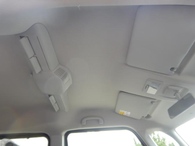 スペーシアカスタム ハイブリッドＸＳターボ　ワンオーナー　登録済未使用　禁煙車　衝突被害軽減システム　レーダークルーズ　両側パワスラドア　ＬＥＤヘットライト　ハーフレザー　コーナーセンサー　スマートキー　オートハイビーム　オートエアコン　ＨＵＤ（19枚目）