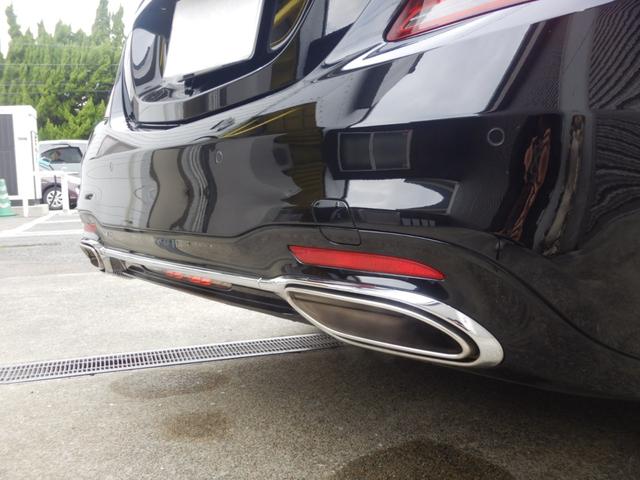 Ｓクラス Ｓ４００　ＡＭＧライン　後期モデル　レザーエクスクルーシブＰＫＧ　黒レザー（ヒーター＆ベンチレーション）マッサージ機能付　パノラミックスライディングルーフ　レーダーセーフティＰＫＧ　ブルメスタサウンド　ロアリング　ＨＵＤ（10枚目）