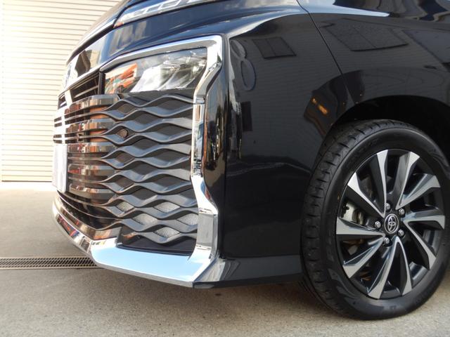 ヴォクシー ハイブリッドＳ－Ｚ　ワンオーナー　７人乗り　ディスプレイオーディオ　ナビＴＶ　バックカメラ　ＤＶＤ再生　後席モニター　衝突被害軽減システム　ＥＴＣ２０　両側電動スライド　ＬＥＤヘッドランプ　シートヒーター（9枚目）