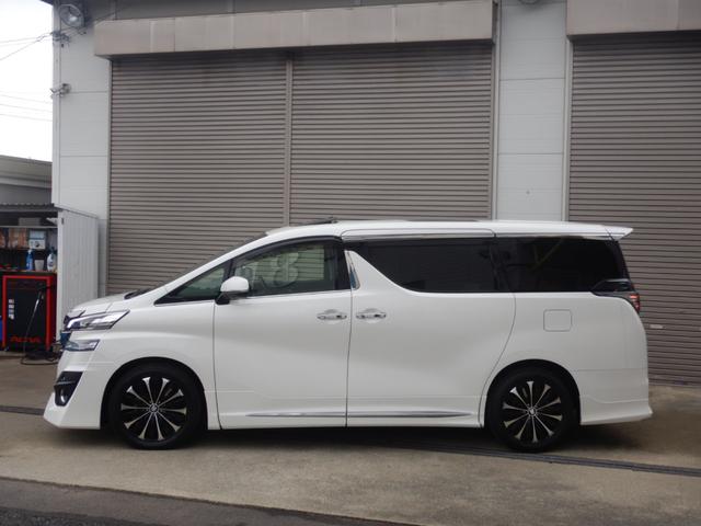 ヴェルファイア ３．５ＺＡ　Ｇエディション　禁煙　７人乗り　黒レザー　モデリスタエアロ　ＪＢＬ　メーカーナビ　全方位モニター　リヤエンタ　ＥＴＣ　衝突軽減ブレーキ　両側電動スライド　パワーバックドア　ツインムーンルーフ　１８アルミ　レグノタイヤ（6枚目）