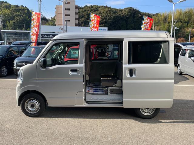 エブリイ ＰＡ　前後ブレーキサポート　ラジオ付き　たっぷり収納　ＡＴ車（44枚目）