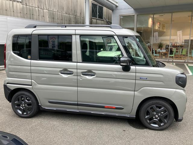 スペーシアギア ギア HYBRID XZ 試乗車アップ 前後ブレーキサポート 試乗車アップ 前後ブレーキサポート 電動パーキングブレーキ ヘッドアップディスプレイ サイドカーテンエアバッグ オートエアコン シートヒーター ステアリングヒーター(4枚目)