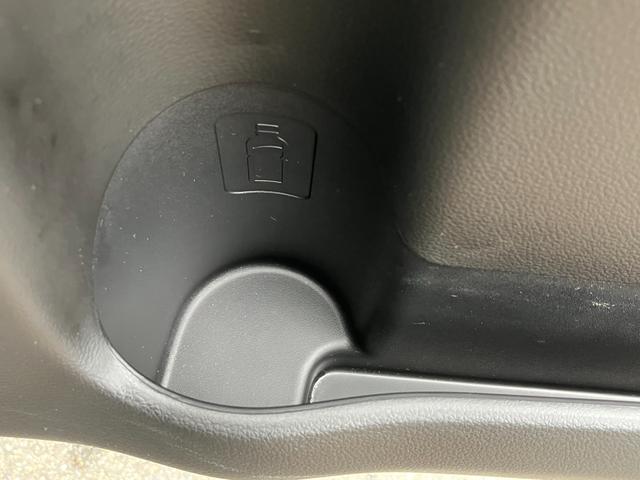 スペーシアギア ギア HYBRID XZ 試乗車アップ 前後ブレーキサポート 試乗車アップ 前後ブレーキサポート 電動パーキングブレーキ ヘッドアップディスプレイ サイドカーテンエアバッグ オートエアコン シートヒーター ステアリングヒーター(38枚目)