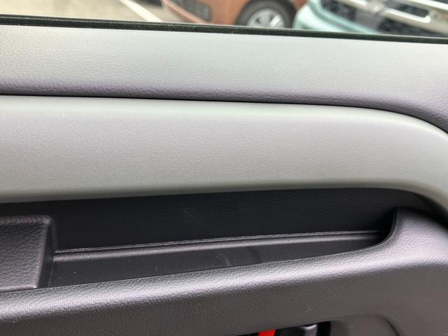 スペーシアギア ギア HYBRID XZ 試乗車アップ 前後ブレーキサポート 試乗車アップ 前後ブレーキサポート 電動パーキングブレーキ ヘッドアップディスプレイ サイドカーテンエアバッグ オートエアコン シートヒーター ステアリングヒーター(41枚目)