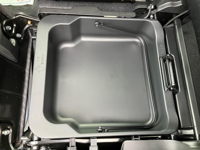 スペーシアギア ギア HYBRID XZ 試乗車アップ 前後ブレーキサポート 試乗車アップ 前後ブレーキサポート 電動パーキングブレーキ ヘッドアップディスプレイ サイドカーテンエアバッグ オートエアコン シートヒーター ステアリングヒーター(43枚目)