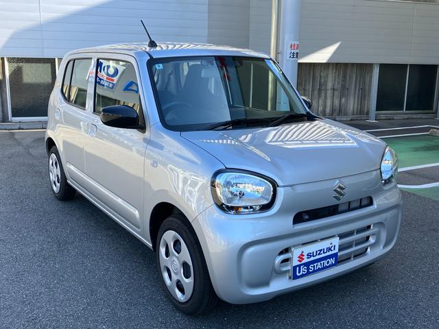 アルト Ｌ　試乗車アップ　前後ブレーキサポート　試乗車アップ　前後ブレーキサポート　マニュアルエアコン　シートヒーター　オーディオレス　キーレスエントリー　パワーウィンドウ　パーキングブレーキは手で引くタイプ　エネチャージ搭載　ＣＶＴ車（6枚目）