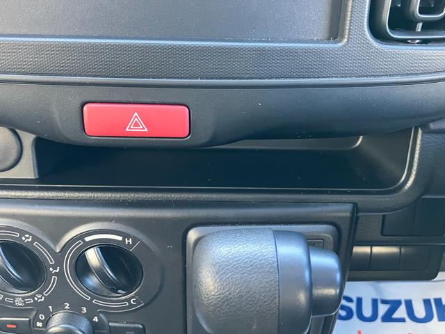 アルト Ｌ　試乗車アップ　前後ブレーキサポート　試乗車アップ　前後ブレーキサポート　マニュアルエアコン　シートヒーター　オーディオレス　キーレスエントリー　パワーウィンドウ　パーキングブレーキは手で引くタイプ　エネチャージ搭載　ＣＶＴ車（31枚目）