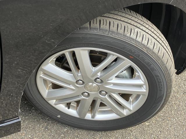 タイヤの溝も十分残っているので、すぐに交換の必要はありません