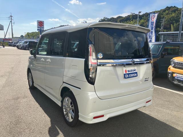 以上、外装のご紹介でした。車両についてご不明な点がございましたら、お気軽にお問合せ下さいませ♪