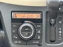 ＦＸ　純正オーディオ　オートエアコン　純正オーディオ　オートエアコン　パワーウィンドウ　キーレスエントリー　タコメーター　アイドリングストップ搭載（23枚目）