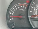 視認性の良いタコメーターを装備。