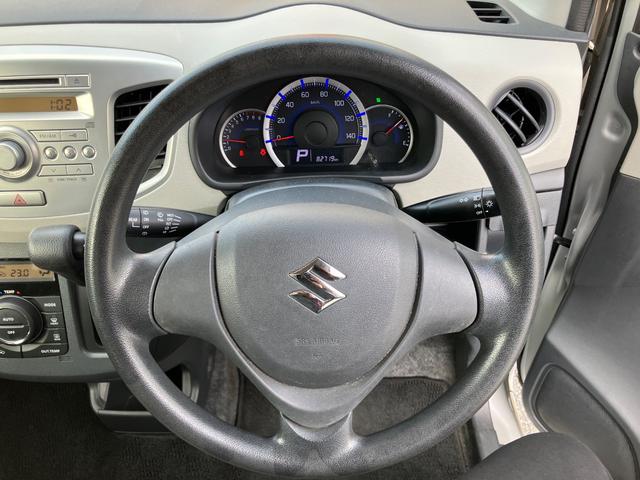 ワゴンR FX キーレスエントリー アイドリングストップ シートヒーター ベンチシート CVT 盗難防止システム ABS CD ミュージックプレイヤー接続可 衝突安全ボディ エアコン パワーステアリング(3枚目)