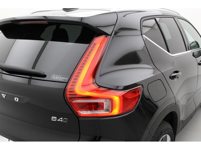 ＸＣ４０ アルティメット　Ｂ４　ＡＷＤ　４ＷＤ　ＥＴＣ　全周囲カメラ　クリアランスソナー　サンルーフ　ナビ　電動リアゲート　アルミホイール　シートヒーター　ＡＴ　エアコン　パワーウィンドウ（17枚目）