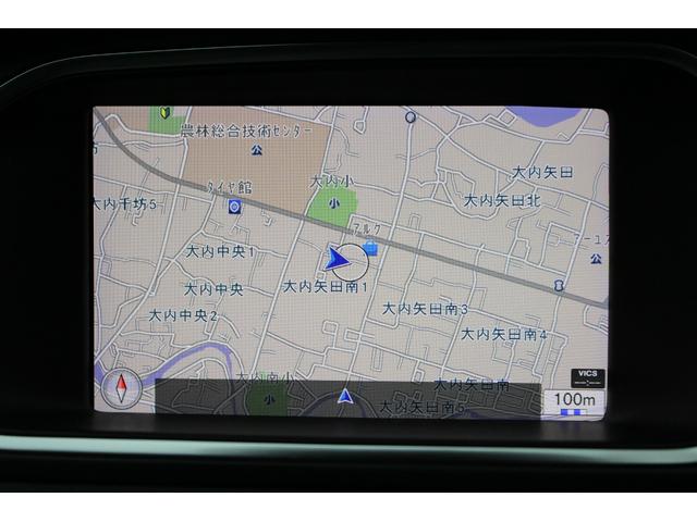 Ｖ４０ Ｔ３　クラシックエディション　ＥＴＣ　バックカメラ　ナビ　クリアランスソナー　オートクルーズコントロール　レーンアシスト　衝突被害軽減システム　アルミホイール　ＬＥＤヘッドランプ　サンルーフ　スマートキー　シートヒーター　ＡＴ（3枚目）