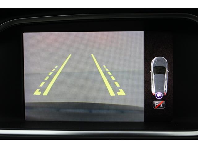 Ｖ４０ Ｔ３　クラシックエディション　ＥＴＣ　バックカメラ　ナビ　クリアランスソナー　オートクルーズコントロール　レーンアシスト　衝突被害軽減システム　アルミホイール　ＬＥＤヘッドランプ　サンルーフ　スマートキー　シートヒーター　ＡＴ（4枚目）