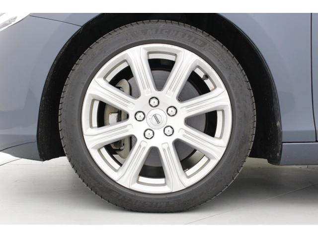 Ｖ４０ Ｔ３　クラシックエディション　ＥＴＣ　バックカメラ　ナビ　クリアランスソナー　オートクルーズコントロール　レーンアシスト　衝突被害軽減システム　アルミホイール　ＬＥＤヘッドランプ　サンルーフ　スマートキー　シートヒーター　ＡＴ（24枚目）