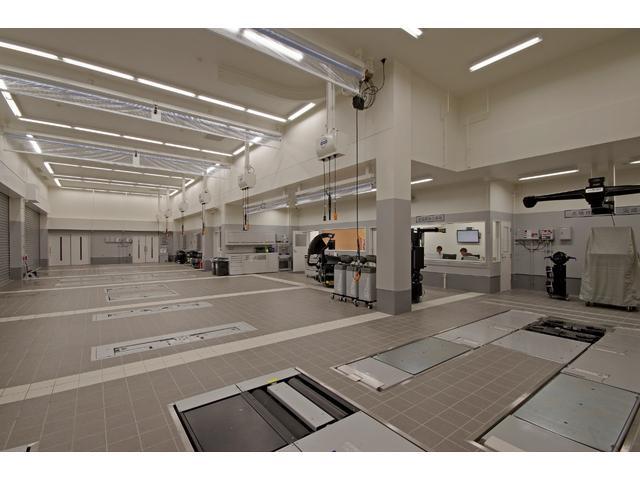 Ｖ４０ Ｔ３　クラシックエディション　ＥＴＣ　バックカメラ　ナビ　クリアランスソナー　オートクルーズコントロール　レーンアシスト　衝突被害軽減システム　アルミホイール　ＬＥＤヘッドランプ　サンルーフ　スマートキー　シートヒーター　ＡＴ（35枚目）