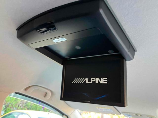 ビアンテ グランツ－スカイアクティブ　ドライブレコーダー　ＥＴＣ　バックカメラ　ナビ　ＴＶ　両側電動スライドドア　ＨＩＤ　スマートキー　アイドリングストップ　電動格納ミラー　後席モニター　３列シート　ＡＴ　アルミホイール　ＣＤ　ＤＶＤ再生（12枚目）