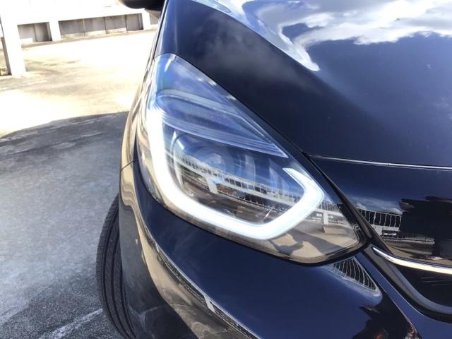 フィット ｅ：ＨＥＶホーム　デモカーＵＰ・ＬＥＤ・フルセグ・メモリナビ・バックカメラ・スマートキー　前後誤発進抑制機能　クリソナ　助手席エアバッグ　運転席エアバッグ　ＬＥＤライト　ＵＳＢ接続　ＡＢＳ　サイドエアバッグ　ナビ＆ＴＶ（3枚目）