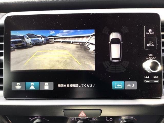 フィット ｅ：ＨＥＶホーム　デモカーＵＰ・ＬＥＤ・フルセグ・メモリナビ・バックカメラ・スマートキー　前後誤発進抑制機能　クリソナ　助手席エアバッグ　運転席エアバッグ　ＬＥＤライト　ＵＳＢ接続　ＡＢＳ　サイドエアバッグ　ナビ＆ＴＶ（8枚目）