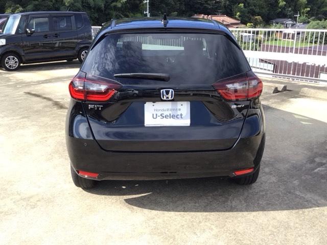 フィット ｅ：ＨＥＶホーム　デモカーＵＰ・ＬＥＤ・フルセグ・メモリナビ・バックカメラ・スマートキー　前後誤発進抑制機能　クリソナ　助手席エアバッグ　運転席エアバッグ　ＬＥＤライト　ＵＳＢ接続　ＡＢＳ　サイドエアバッグ　ナビ＆ＴＶ（27枚目）