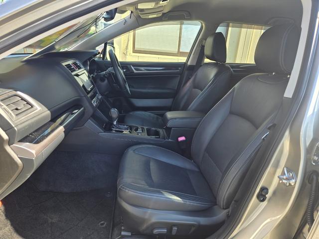 レガシィアウトバック リミテッド ブラックレザー アイサイト ナビ TV 18インチアルミ 4WD レーダークルーズ スマートキー パワーバックドア 半年保証付(17枚目)