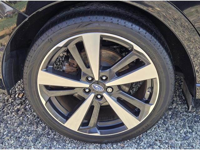 インプレッサスポーツ 2.0i-Sアイサイト 4WD メーカーオプション8インチナビ 18インチ純正アルミ アイサイト レーダークルーズ スマート 半年保証付(4枚目)