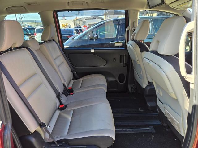 セレナ ハイウェイスター セーフティーパックB ハンズフリースライドドア アラウンドビューモニター プロパイロット スマートミラー 9インチナビ フリップダウンモニター エマージェンシーブレーキ 踏み間違い防止 半年保証付(12枚目)