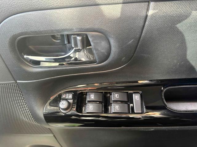 ムーヴキャンバス Xブラックインテリアリミテッド SAIII 全周囲カメラ 両側電動スライドドア TV 衝突被害軽減システム オートマチックハイビーム オートライト スマートキー アイドリングストップ 電動格納ミラー ベンチシート CVT 盗難防止システム(9枚目)