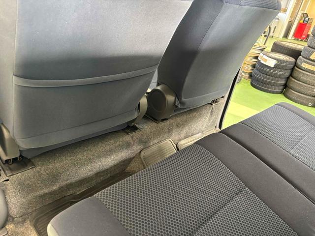 ハイゼットカーゴ クルーズ　軽バン　ＡＴ　ＥＴＣ　ナビ　両側スライドドア　電動格納ミラー　エアコン　パワーウィンドウ　運転席エアバッグ　助手席エアバッグ　ＣＤ（34枚目）