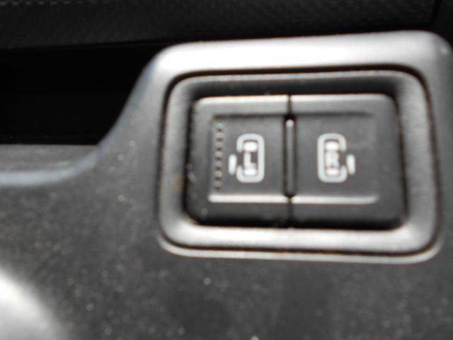 ソリオ ハイブリッドＳＺ　デュアルカメラ　ブレーキサポート装着車、クルーズコントロール、両側パワースライドドア、スマートキー、シートヒーター、ビルトインＥＴＣ，フォグランプ、ＨＩＤ，ＡＬＰＩＮＥワイドナビ、ＴＶ（15枚目）