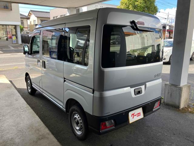 ご覧頂きまして誠に有難うございます!!是非ご来店して頂き、実際にご覧になって頂ければと思います。お客様からのご連絡をスタッフ一同、心よりお待ちしております