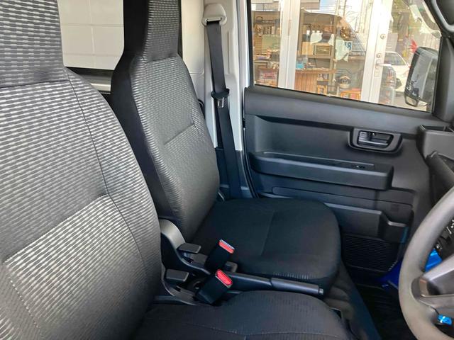 当店のお車をご覧いただきましてありがとうございます。お車についてのご質問やお見積りのご依頼、ご購入にあたってのご相談などお気軽にお問い合わせ下さい!