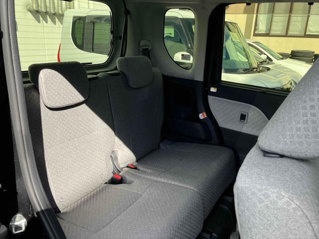 タント Ｘ　４ＷＤ　バックカメラ　両側スライド・片側電動　ナビ　ＴＶ　クリアランスソナー　レーンアシスト　衝突被害軽減システム　ＬＥＤヘッドランプ　スマートキー　アイドリングストップ　電動格納ミラー　シートヒータ（24枚目）
