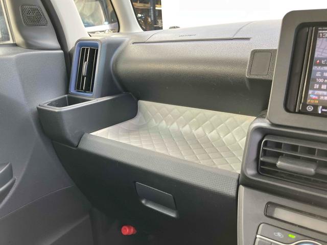 タント Ｘ　４ＷＤ　バックカメラ　両側スライド・片側電動　ナビ　ＴＶ　クリアランスソナー　レーンアシスト　衝突被害軽減システム　ＬＥＤヘッドランプ　スマートキー　アイドリングストップ　電動格納ミラー　シートヒータ（31枚目）