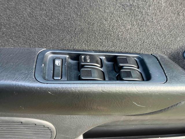 ミラジーノ ミニライトスペシャル　キーレスエントリー　電動格納ミラー　ＡＴ　ＣＤ　ＭＤ　アルミホイール　衝突安全ボディ　エアコン　パワーステアリング　パワーウィンドウ（23枚目）