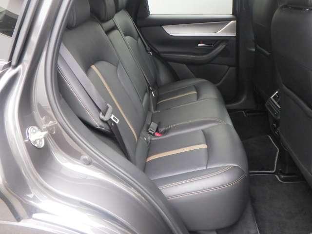 ＣＸ－６０ ＸＤ－ハイブリッド　エクスクルーシブスポーツ　１年間走行無制限保証付！全周囲カメラ　ナビＥＴＣ　フルセグＴＶ　安全装備　レーダークルーズ　オートライト　オートワイパー　ヘッドアップディスプレイ　ＬＥＤヘッドランプ　シートエアコン（11枚目）