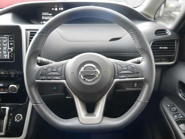 セレナ 2.0 ハイウェイスター VセレクションII 2万kmまたは6ヶ月間保証付き!全周囲カメラ ナビETC フルセグTV 安全装備 クルーズコントロール 両側電動スライドドア オートライト LEDヘッドランプ ドライブレコーダー(6枚目)