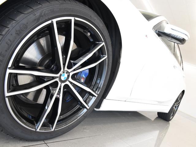 330i Mスポーツ サンルーフ 黒革 BMWレーザーライト オートトランク トップビュー リバーズアシスト シートヒーター ハイビームアシスタント 純正19インチアロイホイール(54枚目)