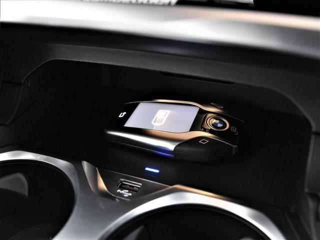 Ｍ８ Ｍ８グランクーペ　コンペティション　本革　レーザーライト　Ｂｏｗｅｒｓ＆Ｗｉｌｋｉｎｓ　　ＢＭＷディスプレイキー　ハイビームアシスタント　フルセグ　Ｆ／Ｒシートヒーター　ソフトクローズ　純正２０インチアロイホイール（60枚目）