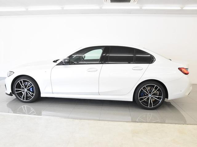 320d xDrive MスポEDジョイ+ハイライP 黒革 ファストトラックパッケージ ハイラインパッケージ コンフォートパッケージ トップビュー Mパフォーマンスフロントスポイラー オプション19インチアロイホイール(18枚目)