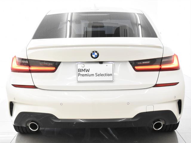 320d xDrive MスポEDジョイ+ハイライP 黒革 ファストトラックパッケージ ハイラインパッケージ コンフォートパッケージ トップビュー Mパフォーマンスフロントスポイラー オプション19インチアロイホイール(58枚目)