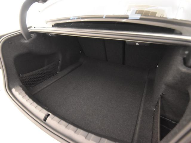 320d xDrive MスポEDジョイ+ハイライP 黒革 ファストトラックパッケージ ハイラインパッケージ コンフォートパッケージ トップビュー Mパフォーマンスフロントスポイラー オプション19インチアロイホイール(74枚目)